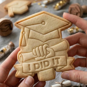 Cute I Did It Grad Cookie Cutter, Polymer Clay Cutter, Grad Party Decor, Sweet Baking, Polyclay for Senior, Graduation Diploma