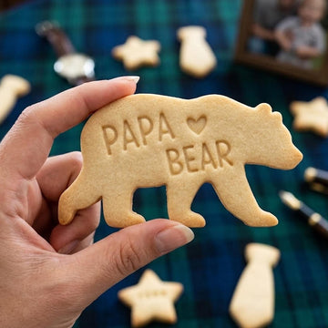 PAPA Bear With Heart Cookie Cutter Stamp, Daddy Cutter, Father's Day Gift, Dad Cookie Cutters, Mom Cookie, Fondant Cutter, Best Dad Ever